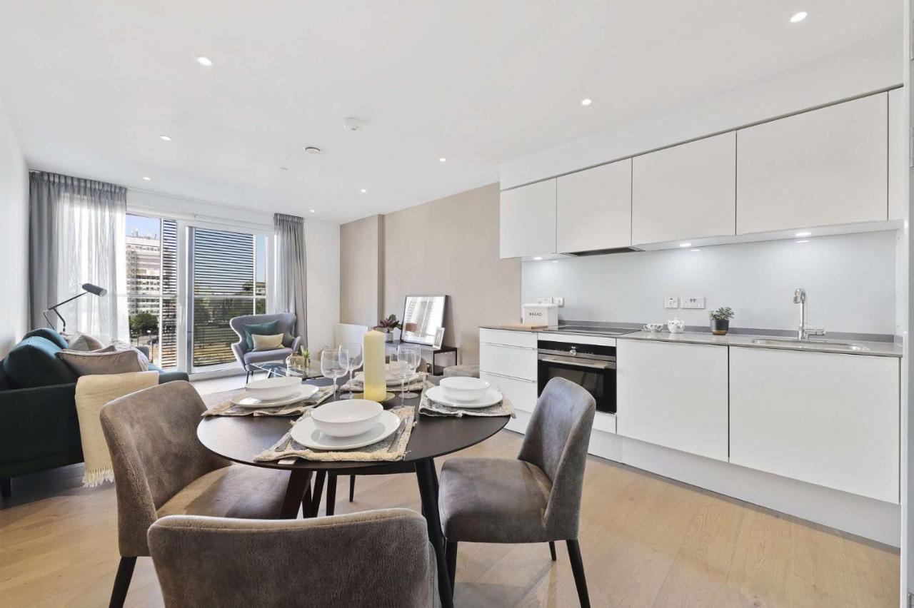 Modern 2-Bedroom Flat near London Bridge