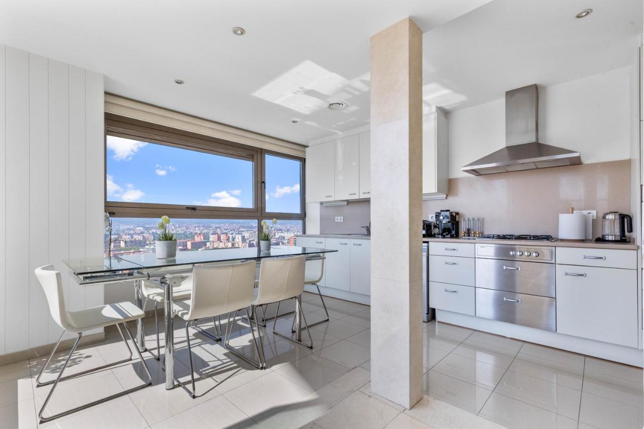 Penthouse Duplex with Epic Views - 4