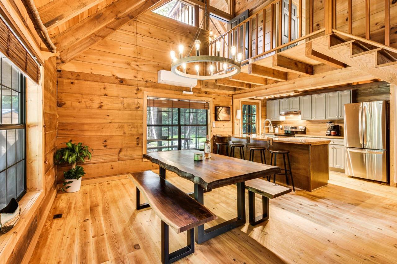 Duke's Creek Cabin Rentals — photo 11