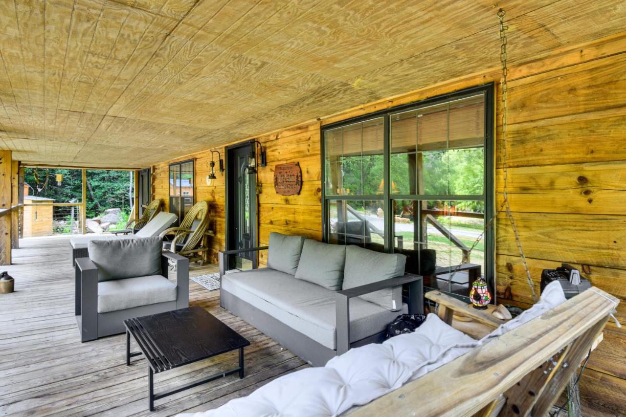 Duke's Creek Cabin Rentals — photo 24