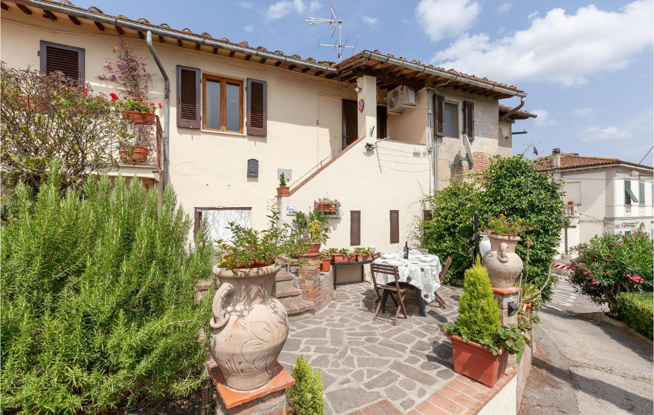 Awesome Home In Montefoscoli With Wifi