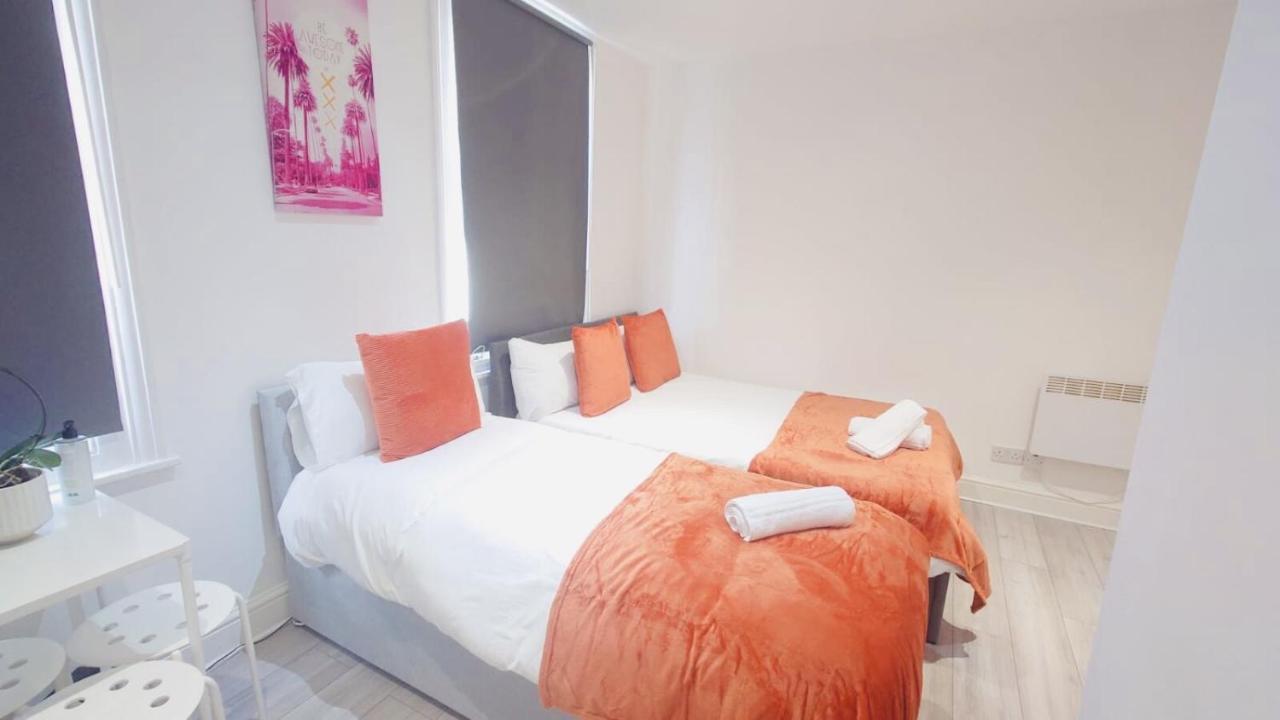 Comfort Camden Studio Apartments - 3