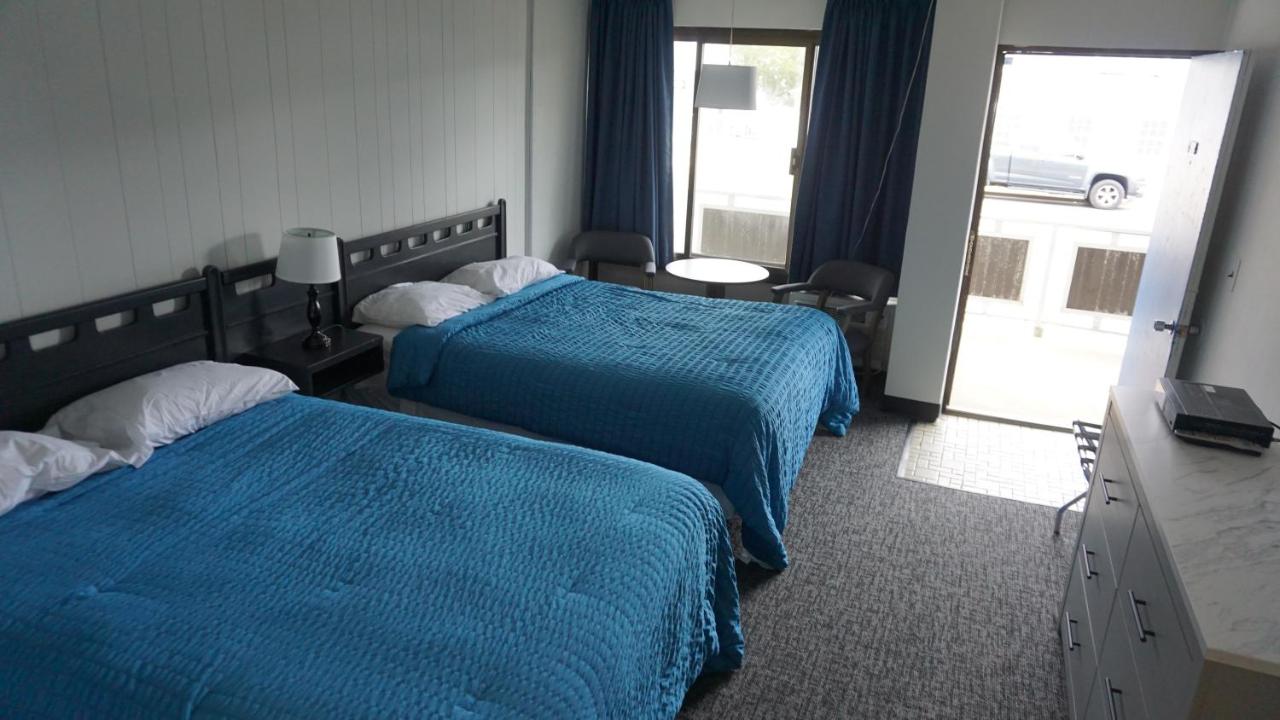 Windjammer Motel — photo 21