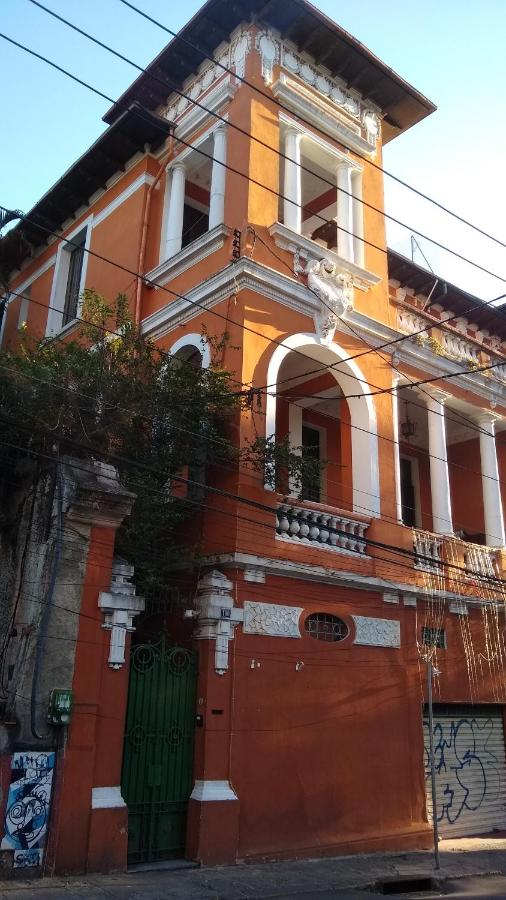 Casa Laranja