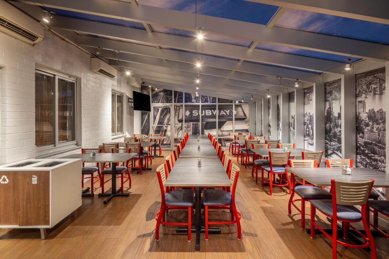 Holiday Inn Express - Times Square by IHG - 4