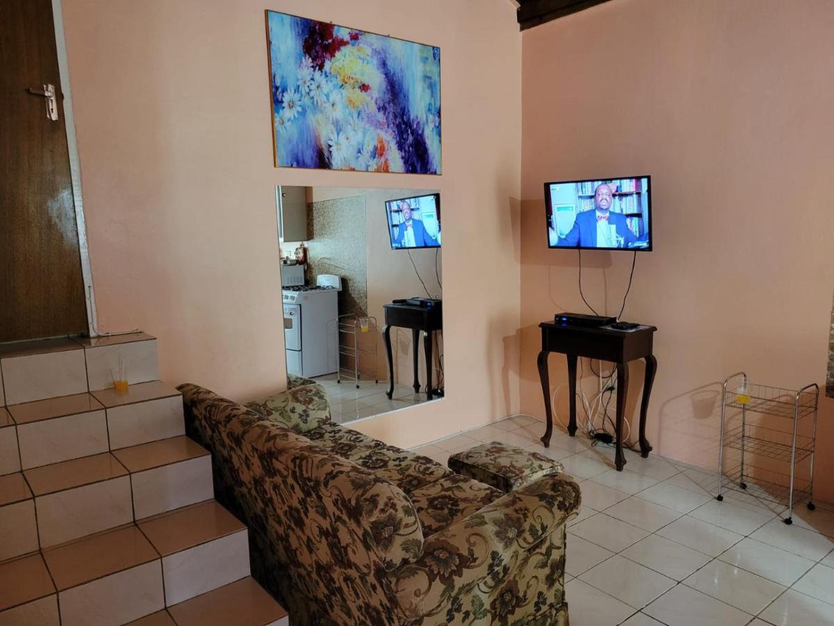 Mountain View Escape - 5