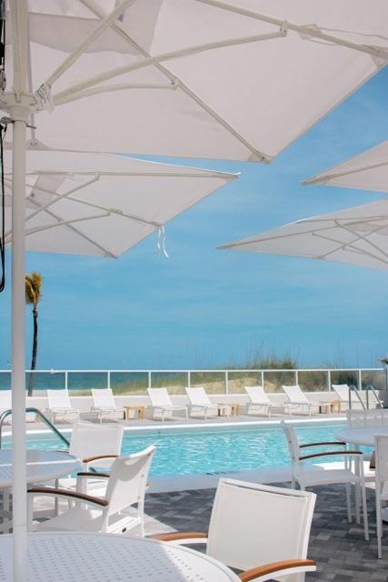 Tides Inn Hotel — photo 10