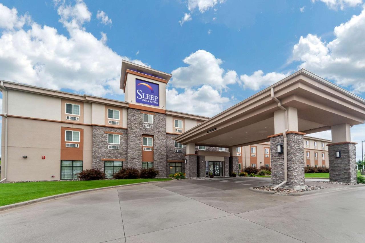Ideal Inn & Suites — photo 11