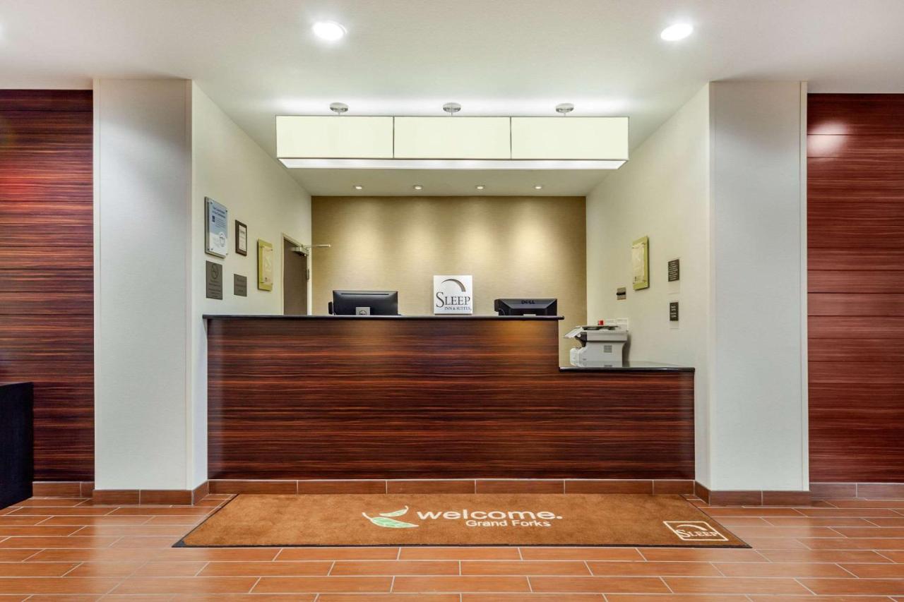 Ideal Inn & Suites — photo 8