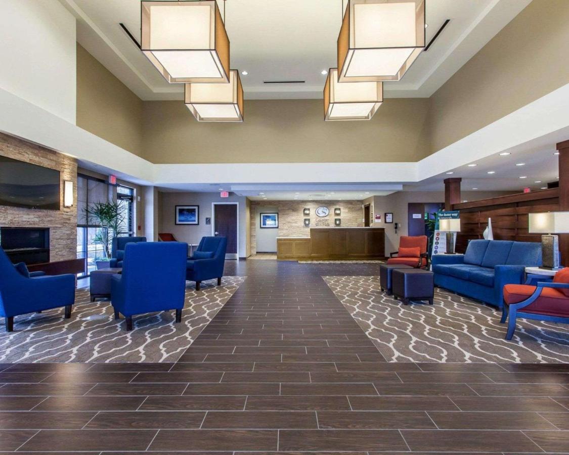 Travelers Suites — photo 4