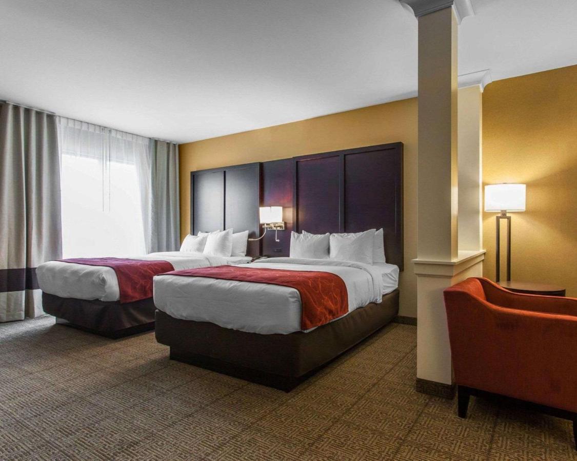 Travelers Suites — photo 15