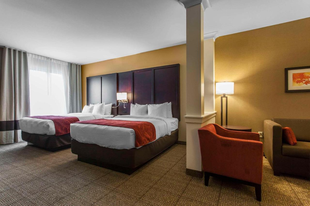 Travelers Suites — photo 16