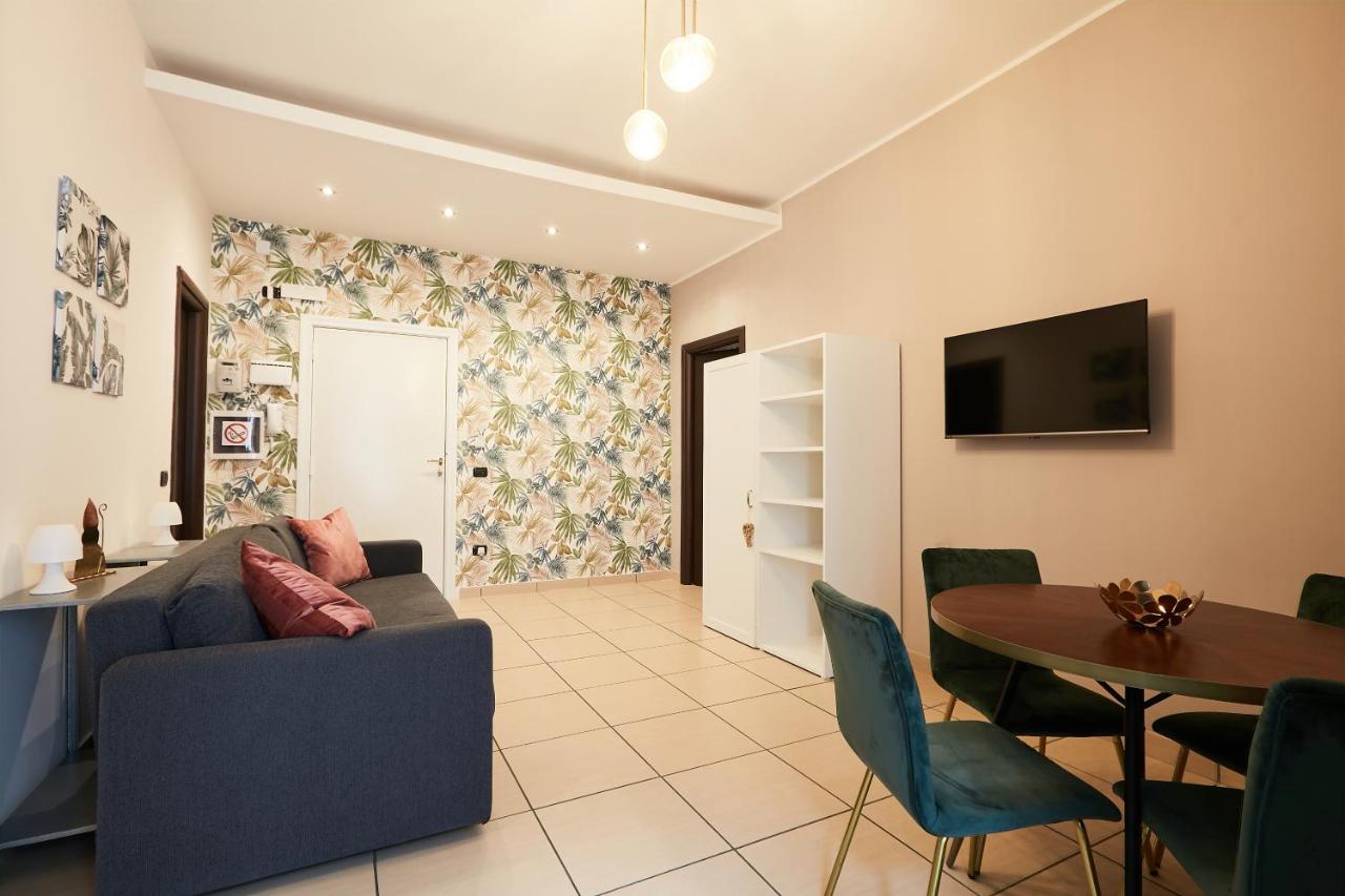 Vicky's Luxury Guesthouse by NapoliApartments - 3