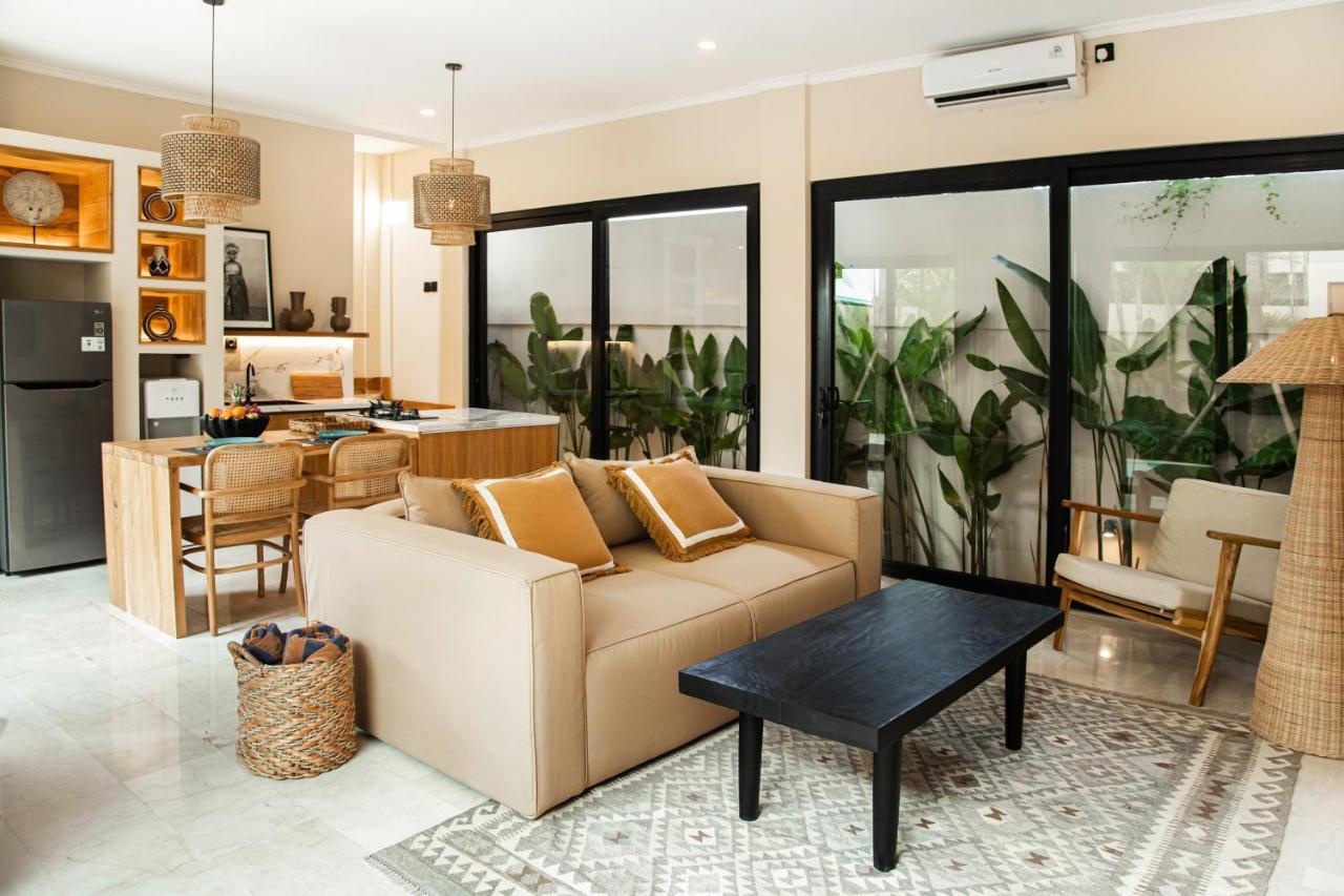 PROMO! Villa Rosa - New Luxury 1 bedroom villa in Canggu - 2 minutes to Echo beach - 5
