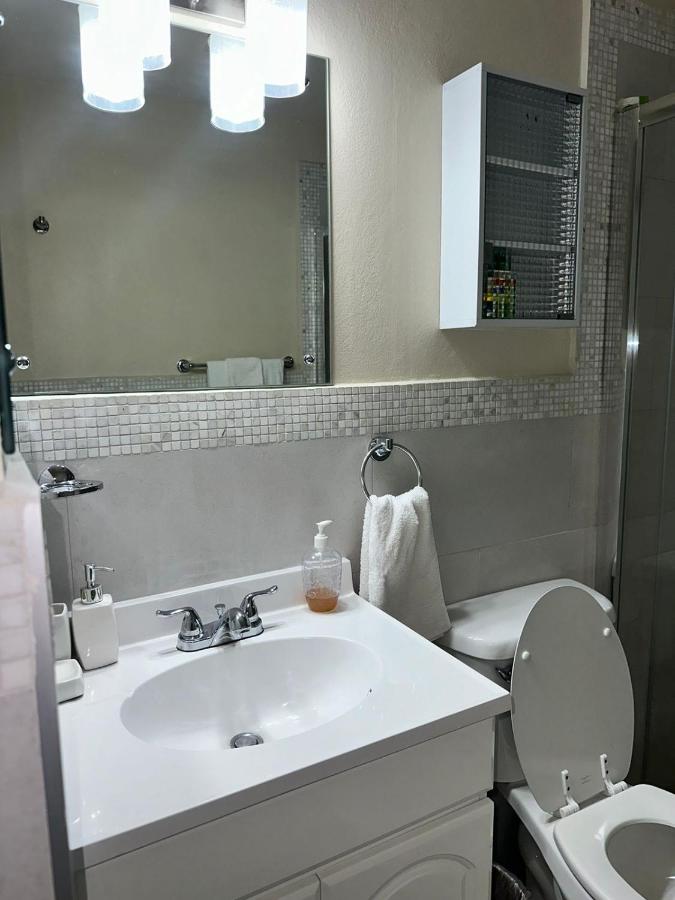 royal at courtleigh towers - 3