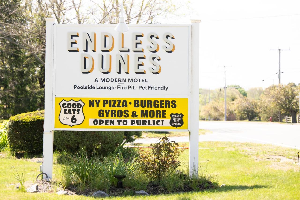 Endless Dunes, A Modern Motel — photo 14