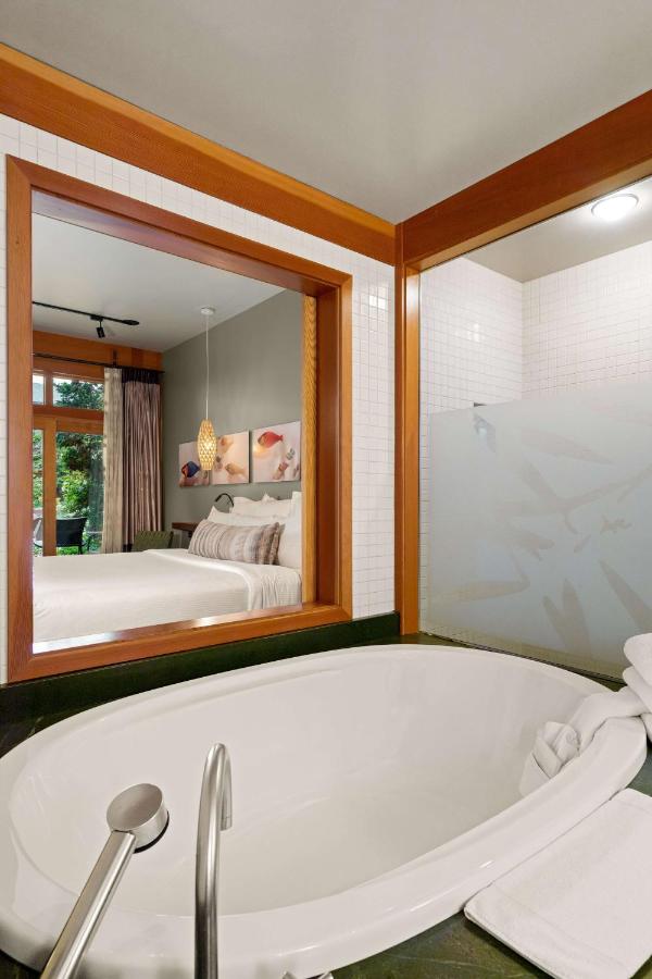 Willows Lodge — photo 15