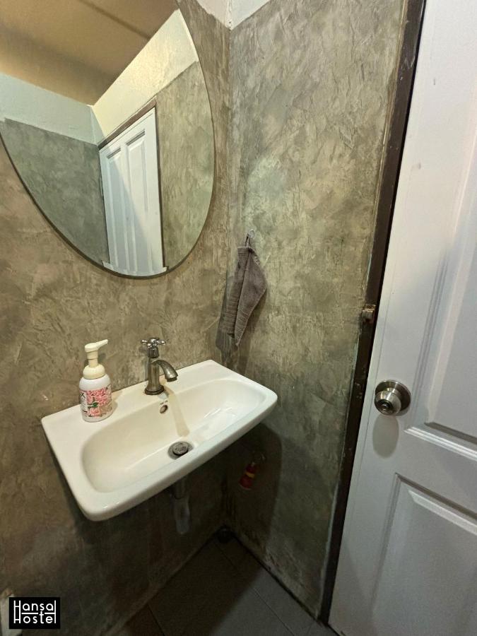 Hansa Hostel Bangkok Khaosan - 5