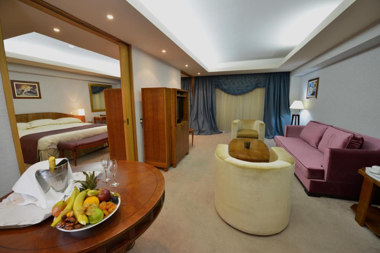 Adams Beach Hotel & Spa photo