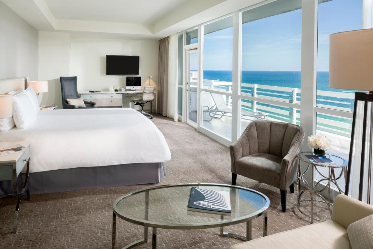 Discover the best hotels in Miami for couples, from luxurious beachfront resorts to charming boutique stays. Perfect for a romantic getaway, honeymoon, or anniversary trip. Miami Hotels South Beach, Miami Hotels On The Beach, Miami Hotels Luxury Room, Miami Hotels For Couples, Affordable Hotels In Miami, Best Affordable Hotels In Miami, Miami Beach Art Deco Hotels, Best Hotels To Stay In Miami, Romantic Hotels Miami Beach, Downtown Miami, Miami Beach Hotels Ocean, Best Miami Hotels For Couples
