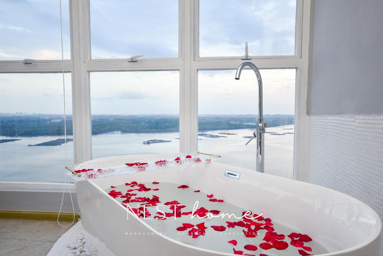 Country Garden Seaview Suite by Nest Home at Danga Bay - 2