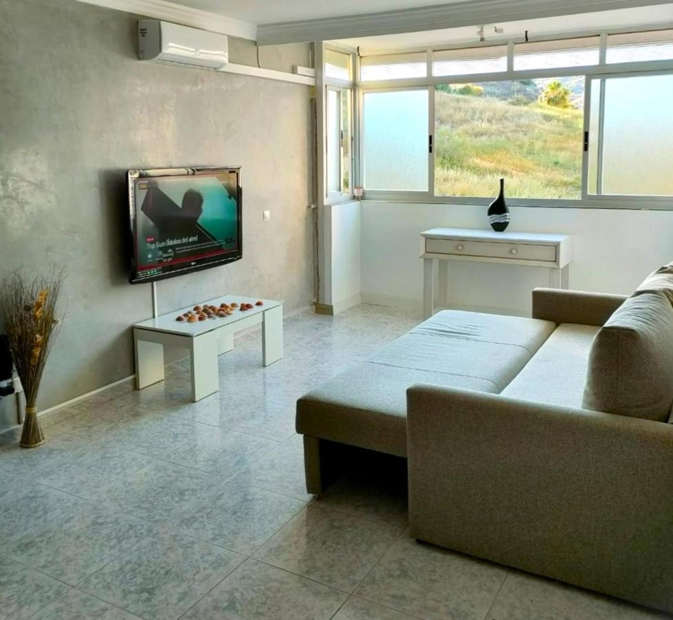 Urban Stay Rosaleda- Modern Apartament For 7 - 3