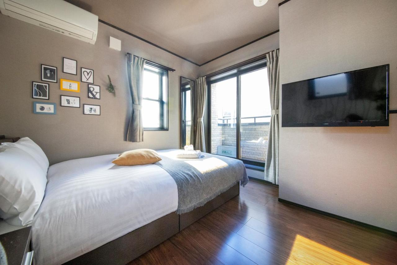 Calm Asakusa Kaminarimon Gate CLx - 2