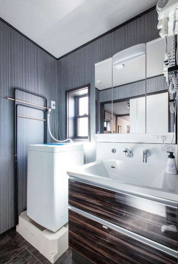 Calm Asakusa Kaminarimon Gate CLx - 3