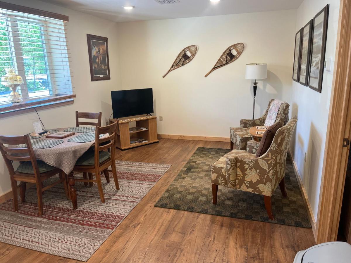 Creekside Downtown Vacation Suites — photo 9