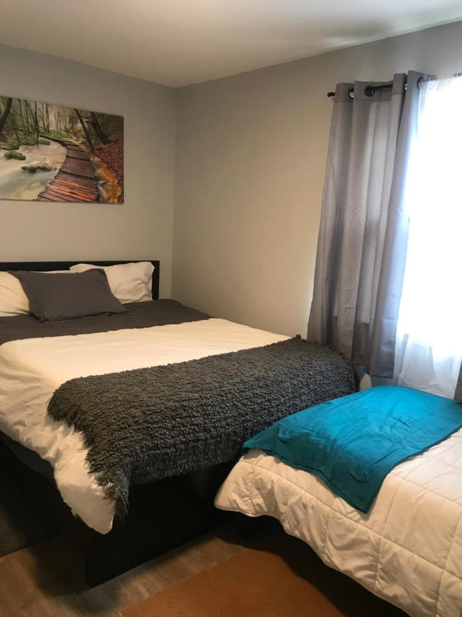 30 mins to TIMES SQ!!!! - 2