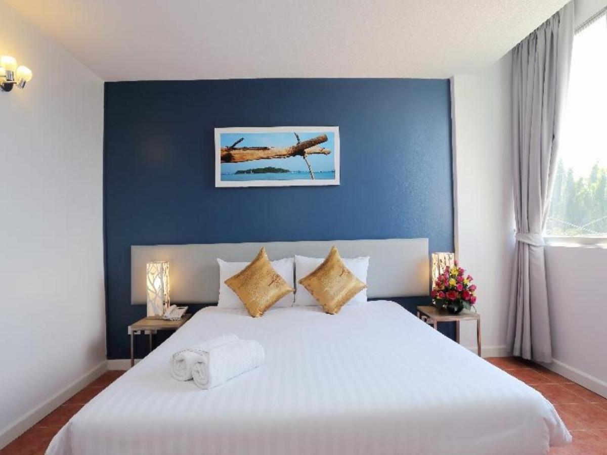 ON Hotel Phuket - SHA - 2