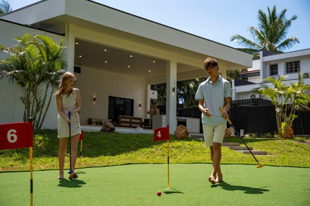 Heaven Retreat with Minigolf, pool, fire pit, BBQ - 5