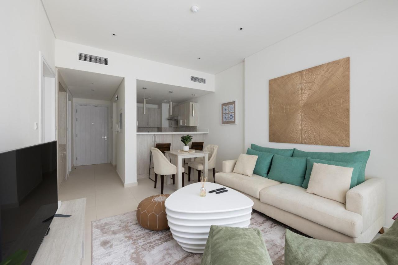 Palm Jumeirah 1BR - Rooftop Infinity Pool - 5