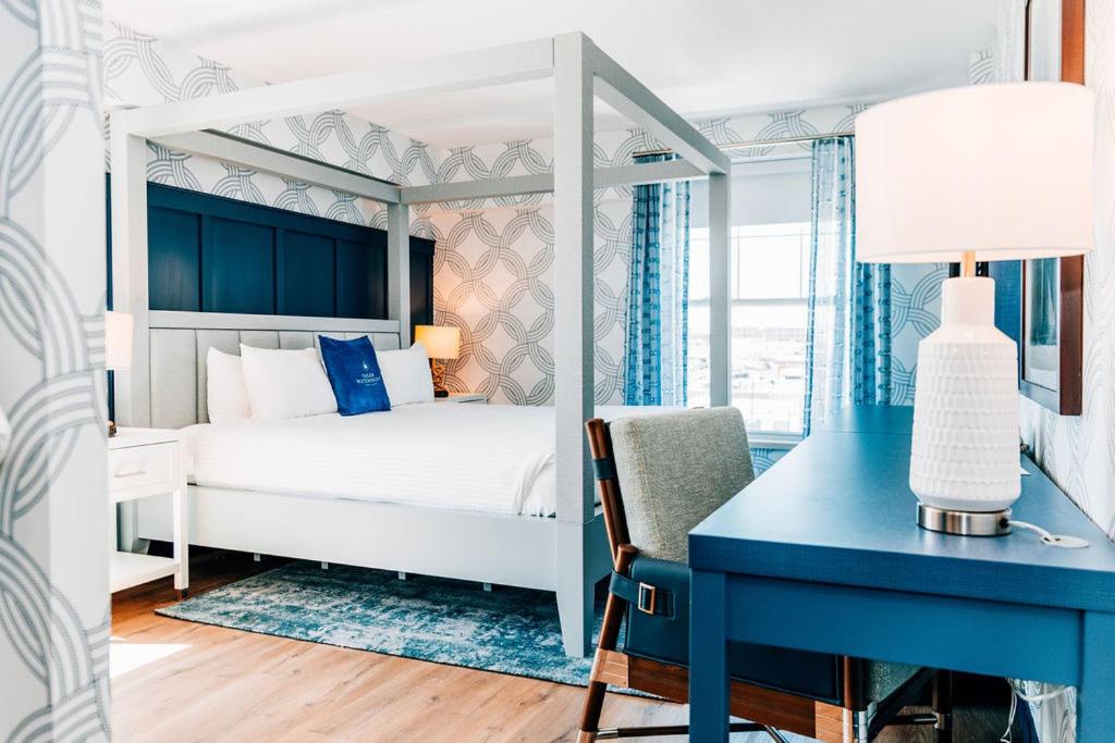 Salem Waterfront Hotel & Suites — photo 8