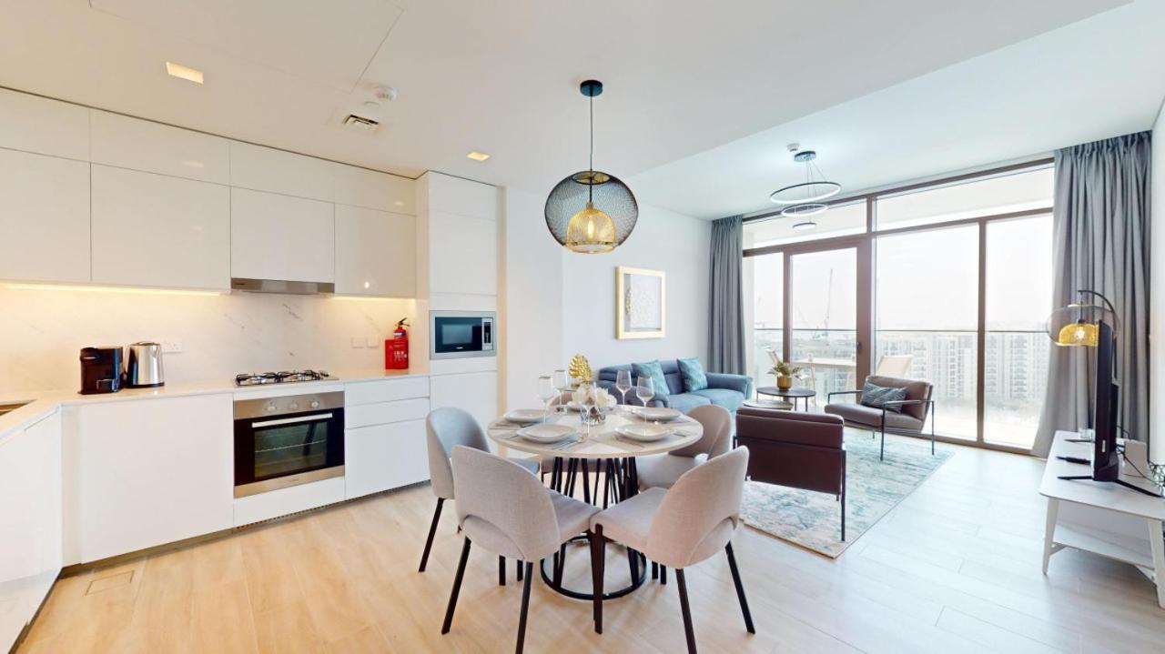 Vacationer Holiday Homes I Chic Two Bed with Creek Views I Palace Residences - 5