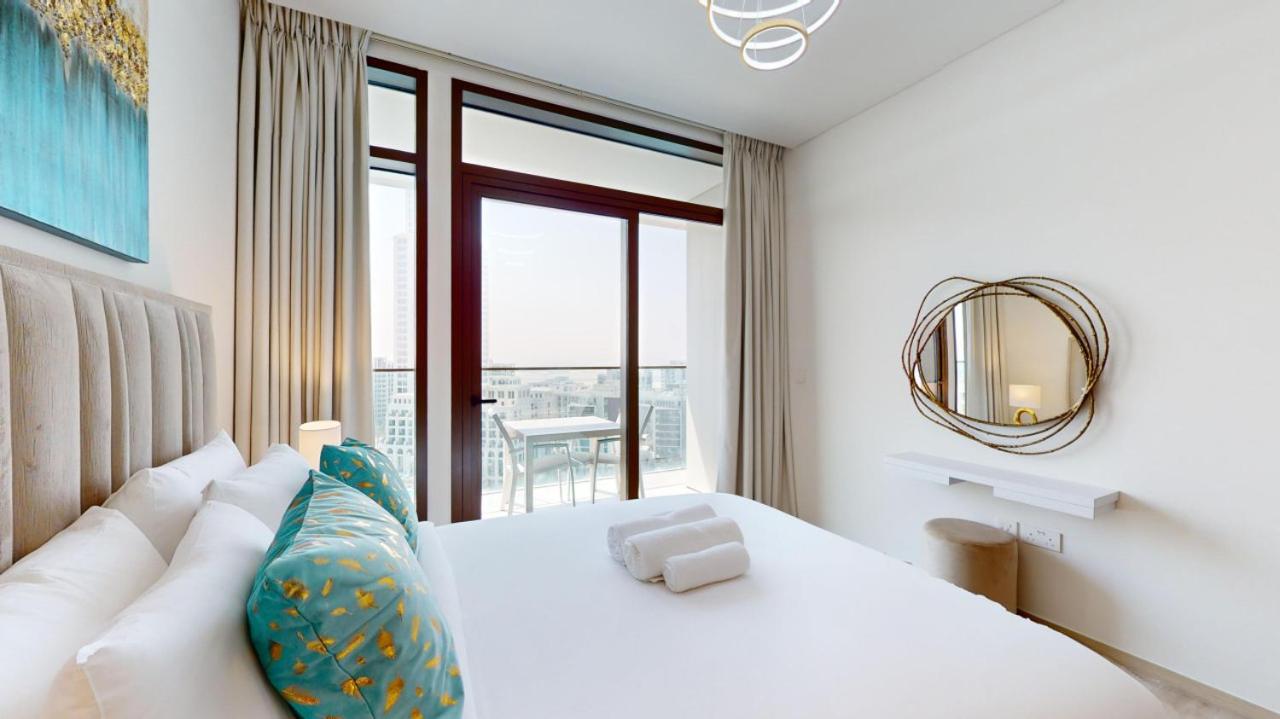 Vacationer Holiday Homes I Chic Two Bed with Creek Views I Palace Residences - 2