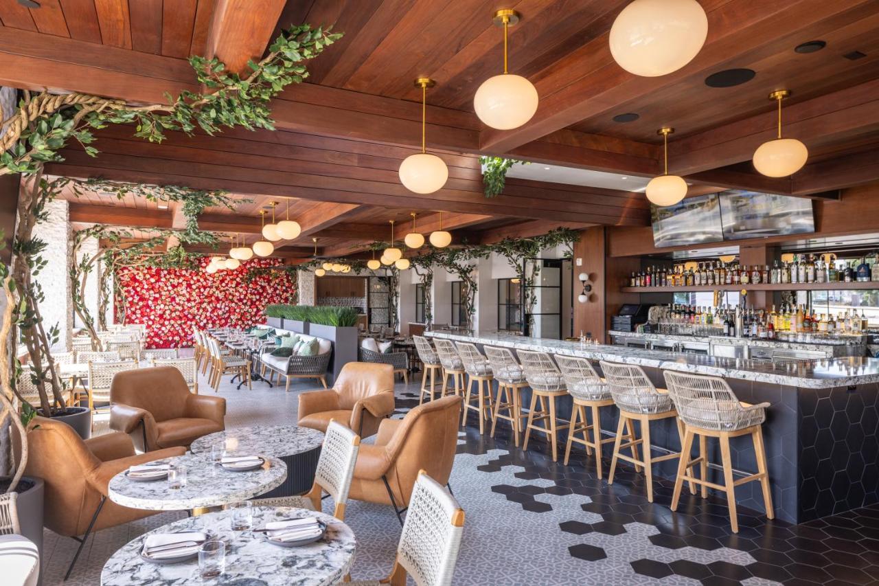 Palm Garden Hotel - 5