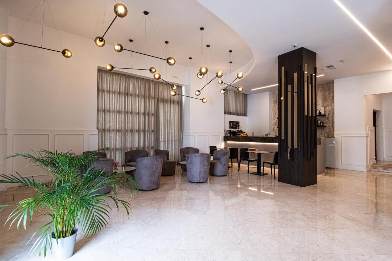 Hotel Diamond - 4