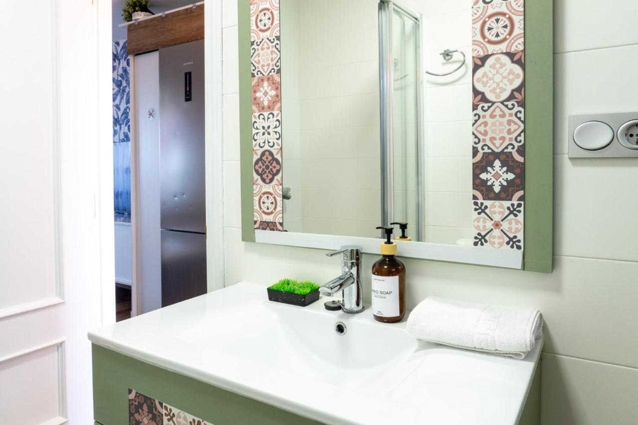 Calypso Sea Views Apartment - 2