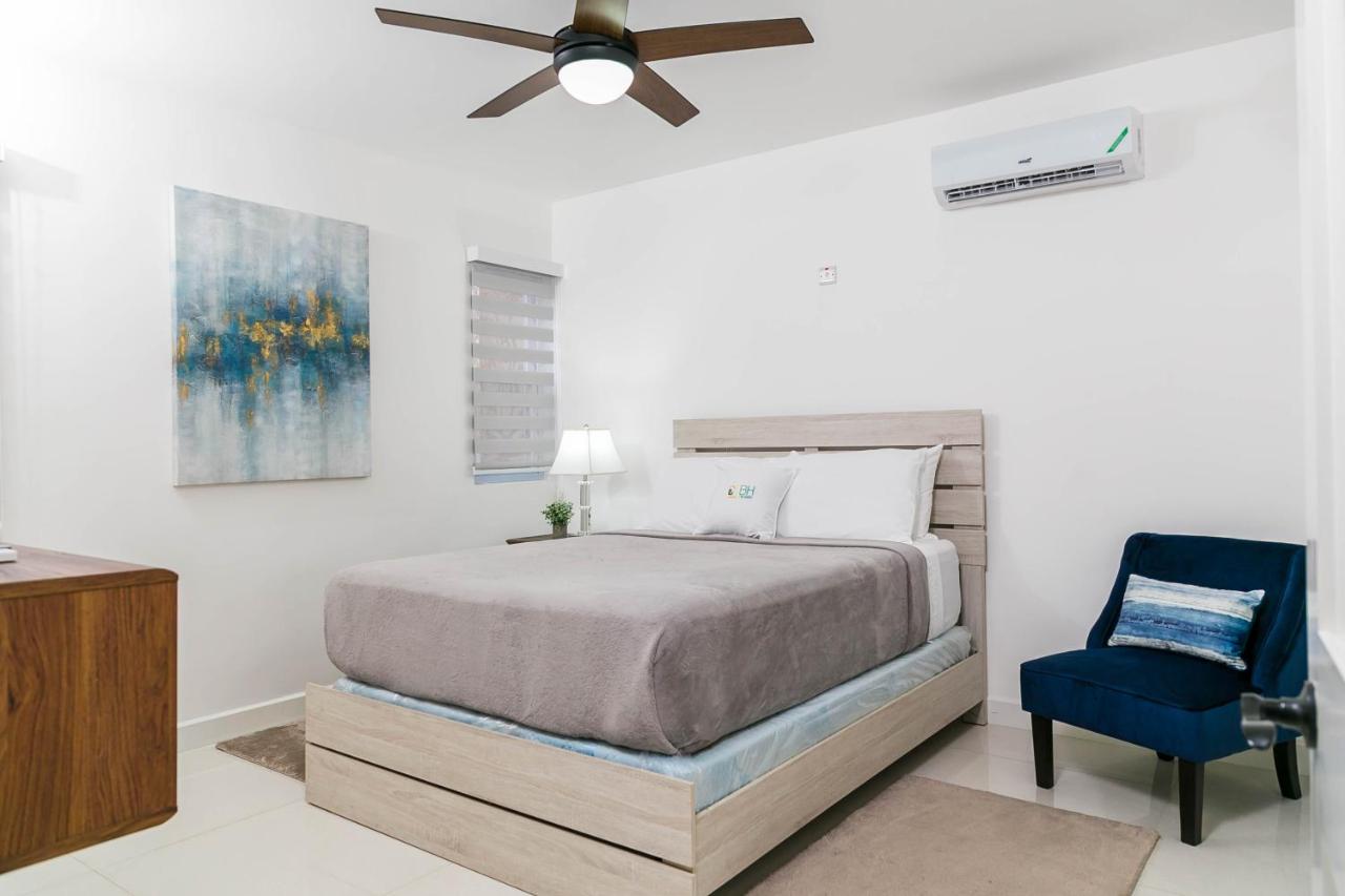 Choose To Be Happy at Twenty 2A 2-Bedroom w Pool - 5