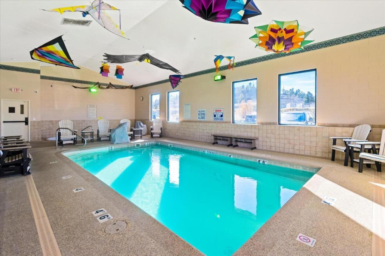 Boothill Inn and Suites — photo 8