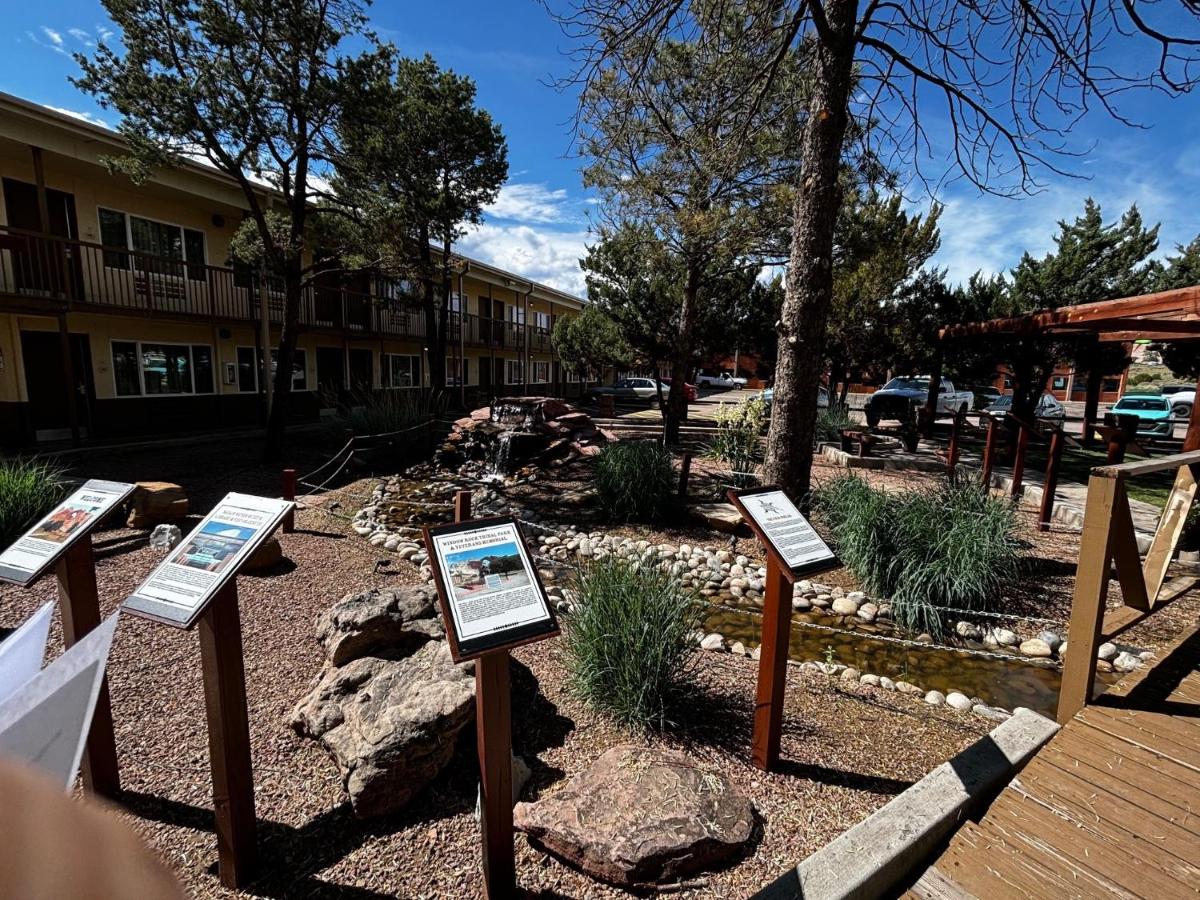Navajo Motel — photo 6