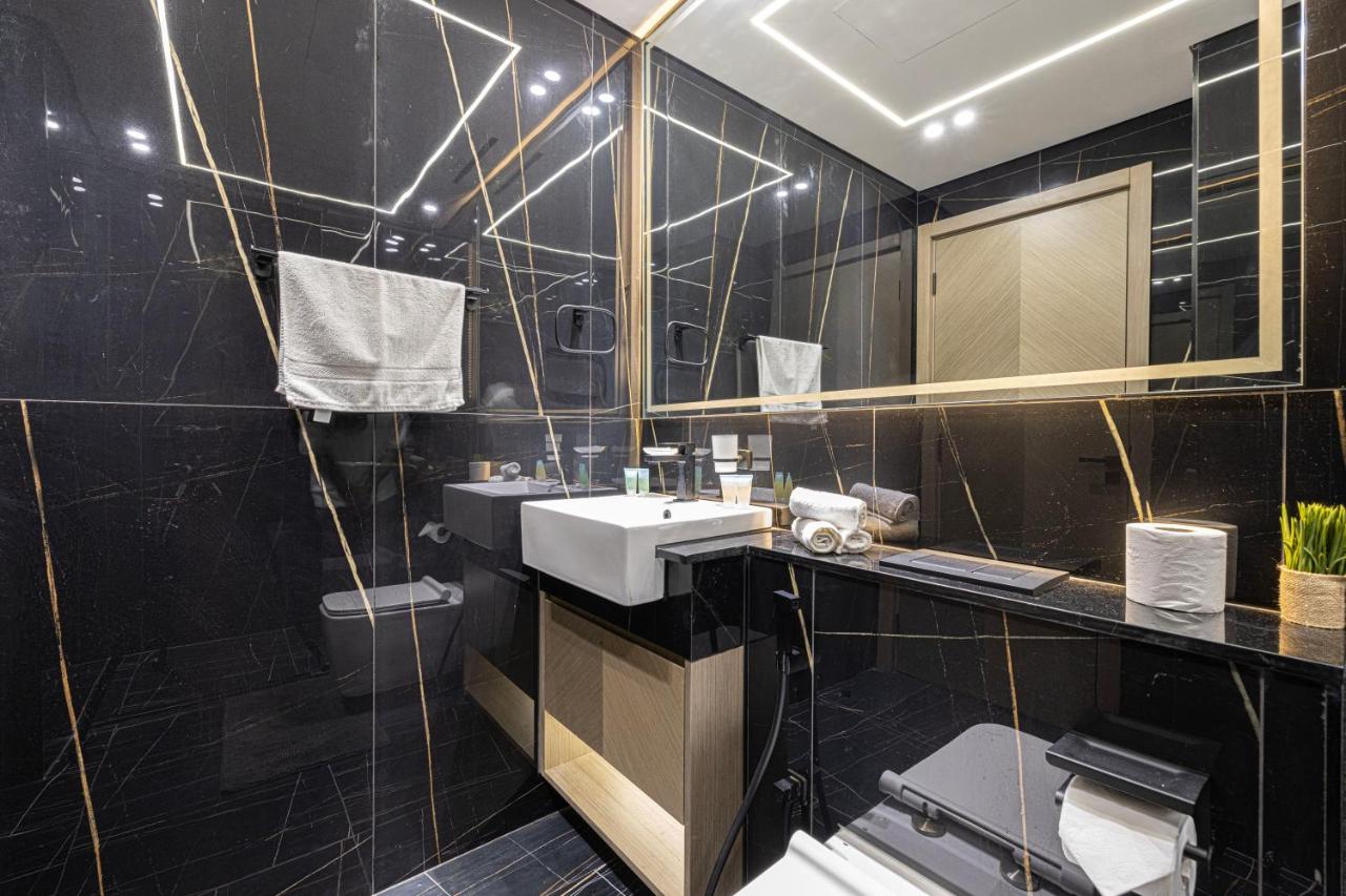 1-Bed in Binghatti Crescent, Next to Circle Mall - 3