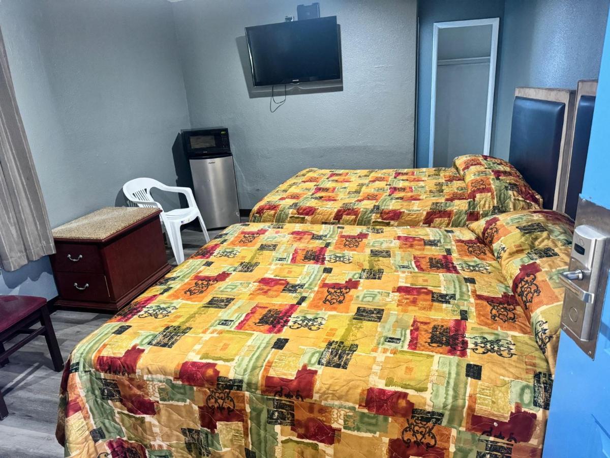 King's Castle Motel — photo 11