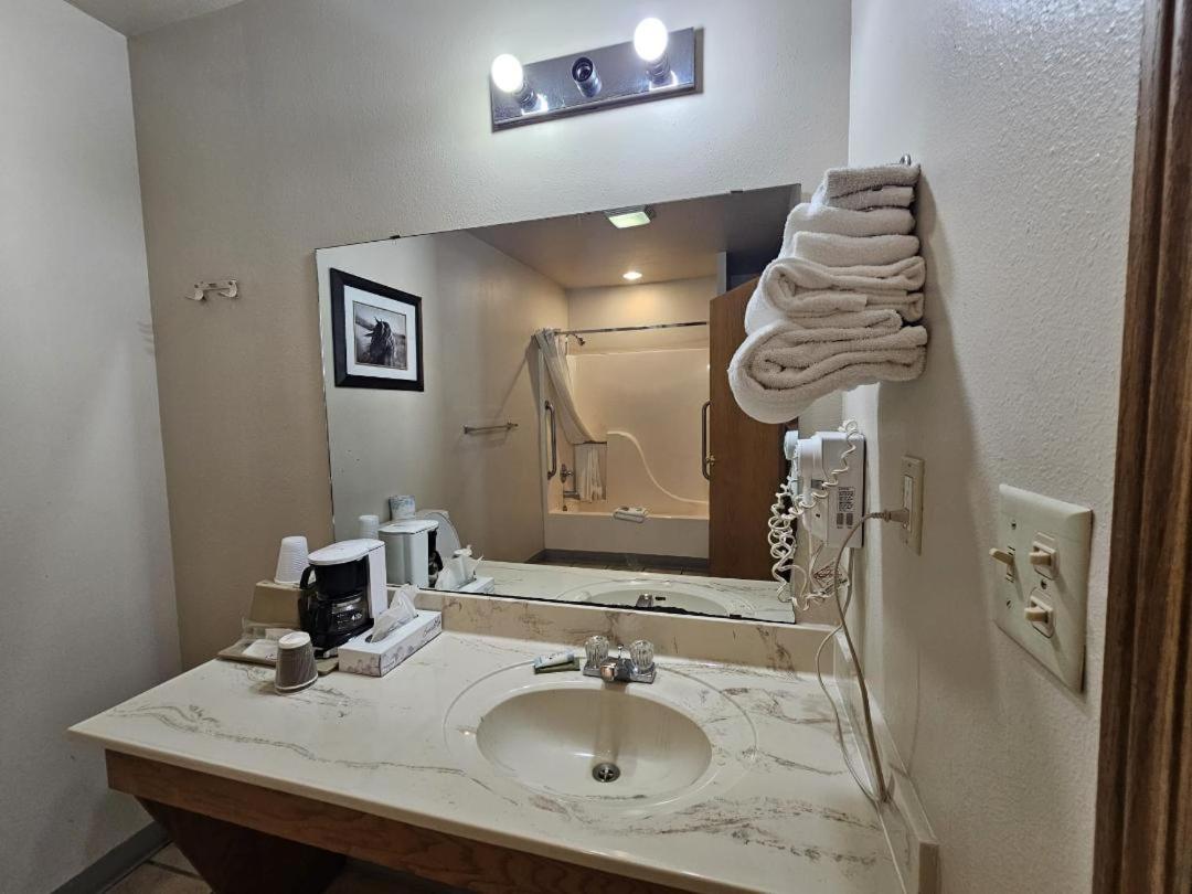 Boomtown Inn — photo 8