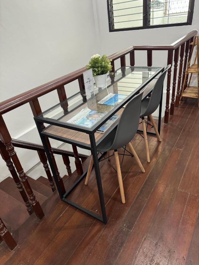 Twenty One Place - 4