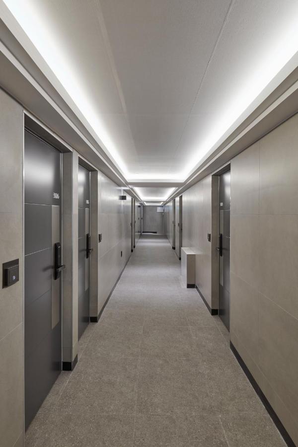 Eight Rest Hostel Myeongdong - 5