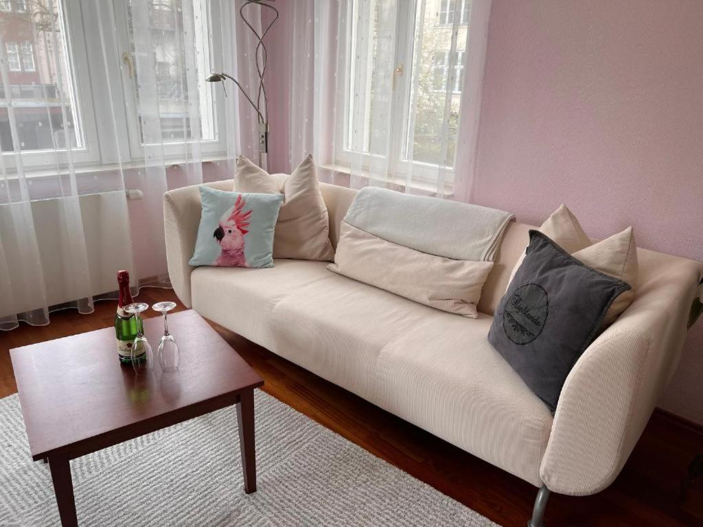 Villa 18 Boutique Apartment mit Gartenblick kostenfreies Parken Zoo und Zentrum fußläufig
