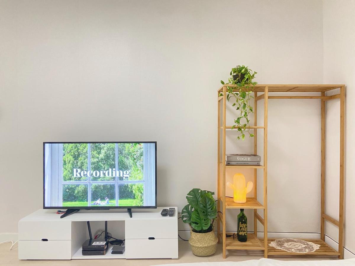 #COZY#Hanti Station #Gangnam #FreeWifi#Netflix - 5