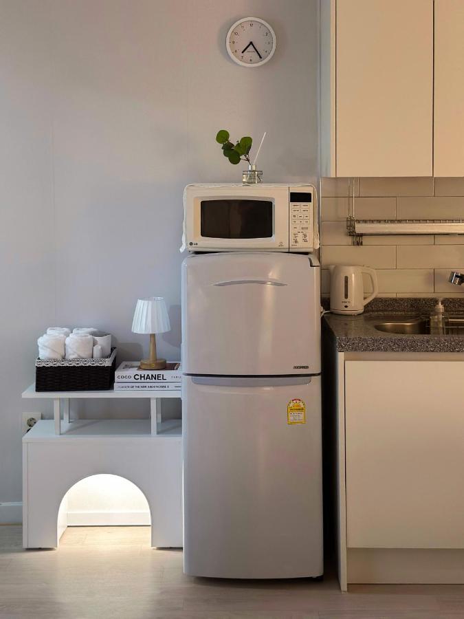 #COZY#Hanti Station #Gangnam #FreeWifi#Netflix - 4